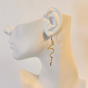Abstract Swirl Earrings, Asymmetric Twisted Earrings, Wavy Earrings, Unique Sculptural Earrings, Contemporary Fashion Earrings, Gift