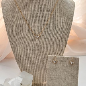 Collana a cuore, orecchini a cuore, piccolo cuore, set di orecchini con ciondolo a forma di cuore cubico, delicata collana in oro, collana a strati minimalista