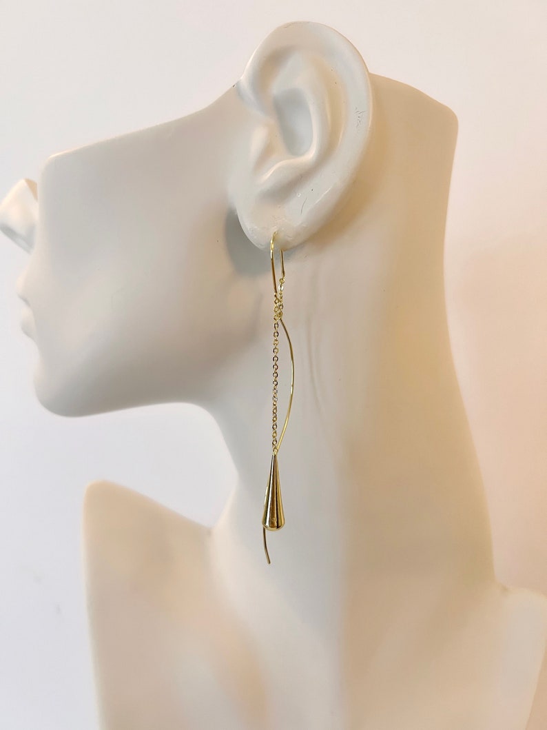 Boucles doreilles Teardrop Threader, Gold Water Drop Threaders, Boucles doreilles en chaîne, Boucles doreilles Long Dangle, Boucle doreille minimaliste, Boucles doreilles à pompon tendance image 1