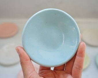 Ceramic dish, handmade dish, small plate, small dish, dipping plate, ring dish, earring dish, handmade gift, housewarming gift, pottery dish