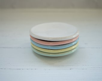 手作りセラミックリング皿：小型陶器皿（9cm） - Etsy 日本