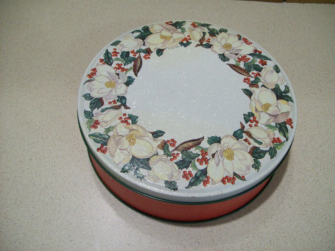 Vintage Potpourri Press Round Tin Magnolia 763131 Holly and Etsy