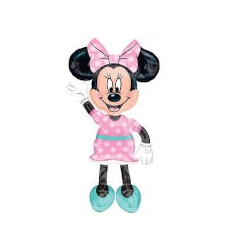 Może przedstawiać: R&oacute;żowa sukienka w białe kropki z niebieską wstążką i kokardką. Postać ma czarne uszy i czarny nos. Postać nosi niebieskie buty.