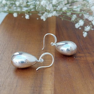 ALESSIA teardrop earring // handmade and artisanal jewelry // 925 silver earrings // gift ideas and handmade
