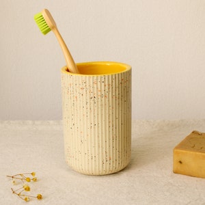 Handmade Ceramic Toothbrush Holder, Yellow and Speckled Minimalist Toothbrush Holder for Bathroom, Bathroom Accessory, Bathroom Decor image 2