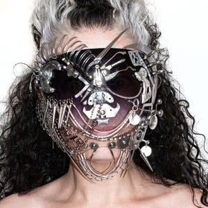 Metal visor mask, chains,cyber, punk, rave, goth, post apocalyptic, spikes, hip hop, street wear, halloween, cosplay, burner