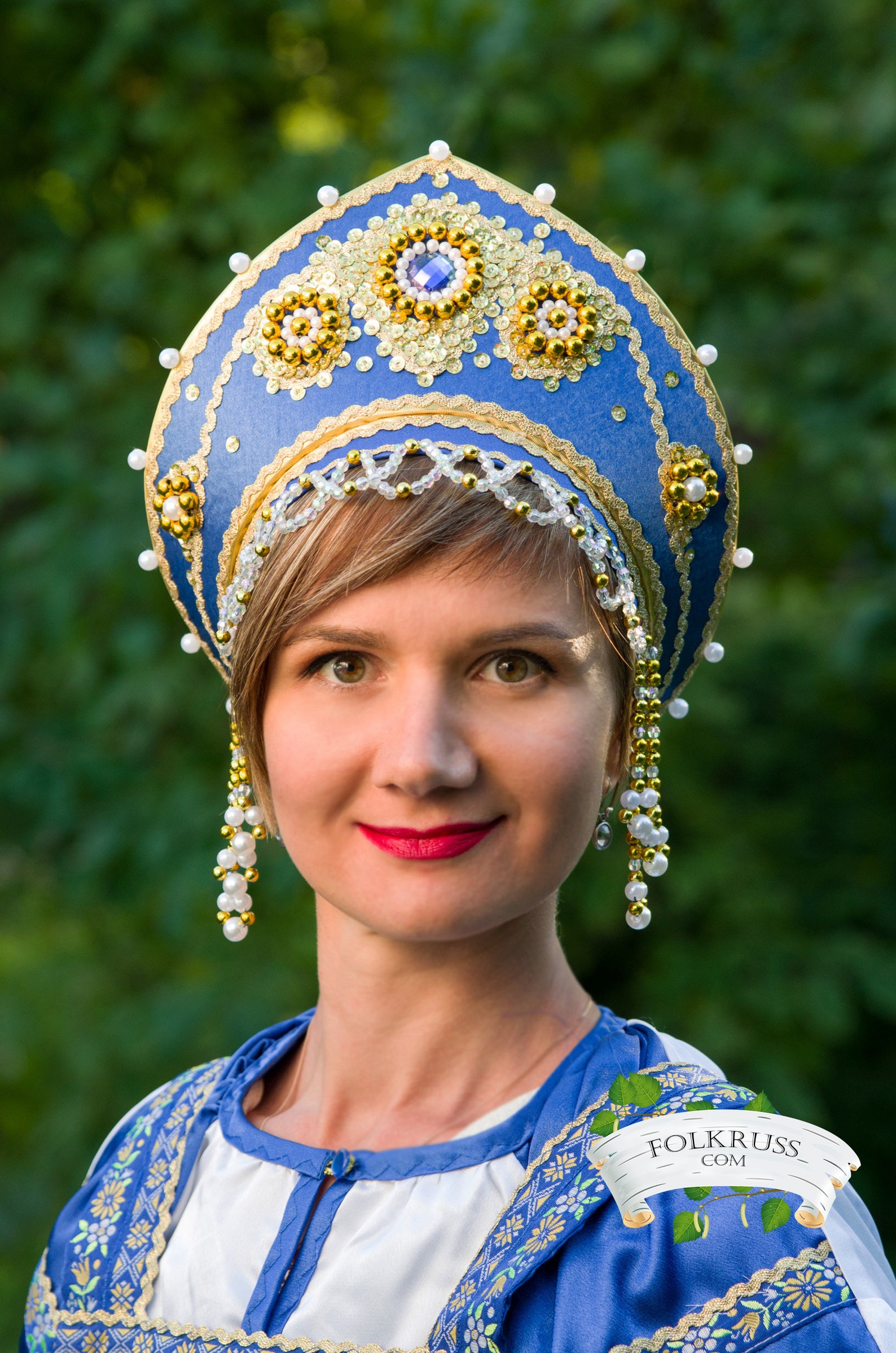 traditional russian headpiece