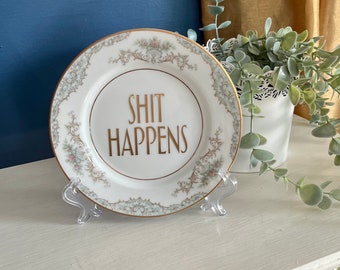 Decorative Plate - Shit Happens - Funny Rude Swearing China - Unique Housewarming Gift - Present for Friends - Offensive Novelty for Adult