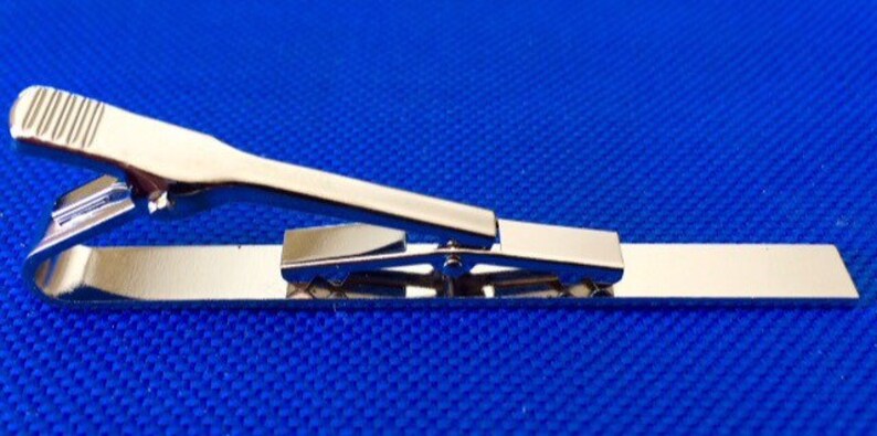 Paint Palette Tie Clip~Artist~Art Tie Bar~Handmade in the USA~FAST Shipping from the USA~