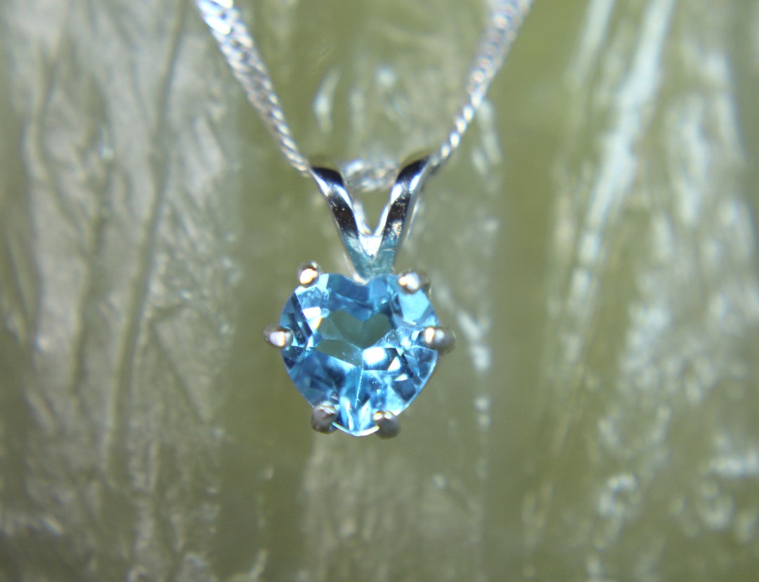 TOPAZ - Swiss Blue Topaz Heart Necklace Solitaire .925 Sterling Silver ...