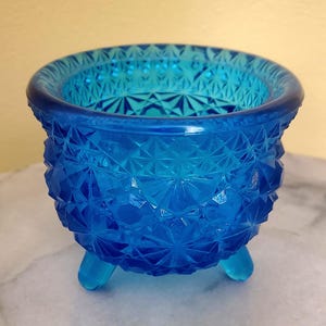 Blue Fenton Daisy and Button Bowl - Etsy