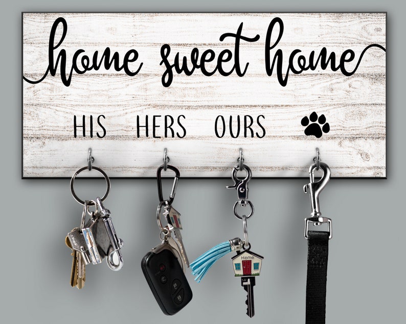 Home Sweet Home Personalized Key Holder, Housewarming Gift, Quote Key Holder, His Hers Ours Dog Paw Family Name Key Rack, Newlywed Gift 