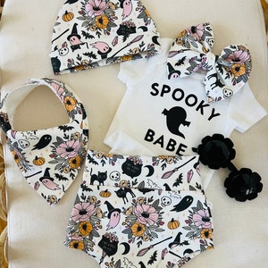 Halloween Baby Bummie Set: Spooky Babe Bodysuit, Bow & Beanie