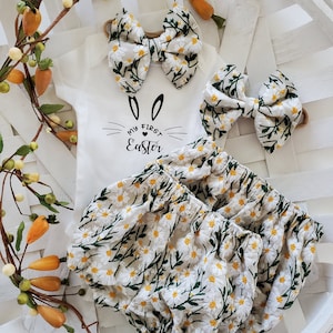 Daisy Linen Baby Bloomer Set: Embroidered Easter Outfit