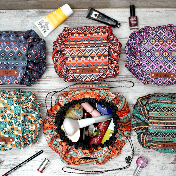 MAKEUP BAG TRIBAL THEORY