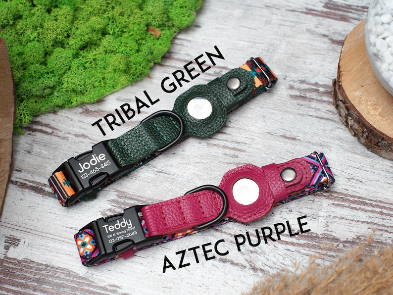 Peut inclure: Deux colliers pour chien avec des &eacute;tiquettes de nom personnalis&eacute;es. Le collier du haut est vert avec un motif tribal et le texte "Jodie 123-465-8415". Le collier du bas est rose avec un motif azt&egrave;que et le texte "Teddy 123-987-5645".