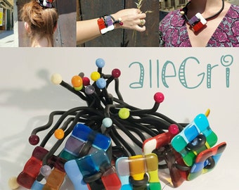 2 in 1 jewel, versatile jewel, bracelet, necklace, hair clip, scarf clip, glass jewel and rubber, multitasking jewel.