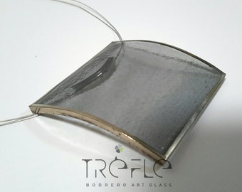 Platinum glass choker pendant, elegant glass pendant painted with gold . Refined and simple glass plate with gold