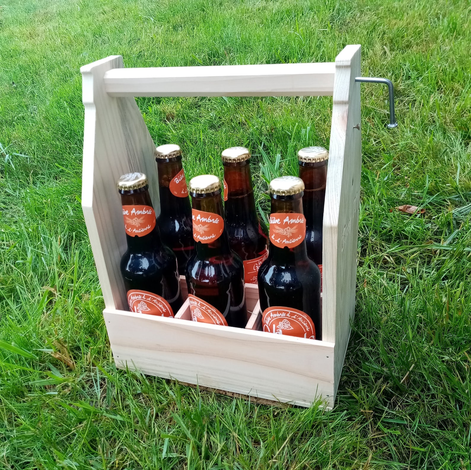Bierkiste 33 cl oder 25 cl, Packung mit 6 Bieren, Palettenholzkiste oder neues Fichtenholz