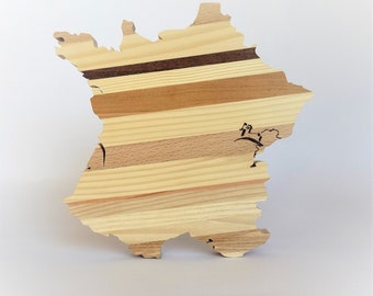 Wooden underside, shape of country, region, department, france, franche-comté, citadel of Besançon