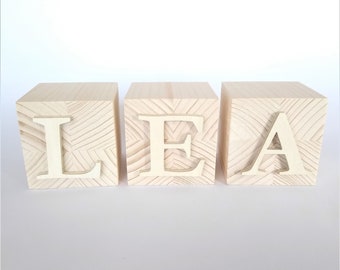 cube avec lettres et chiffres en bois 66 mm, lettres et chiffres 45 mm style au choix, lettres et chiffres avec scotch double face