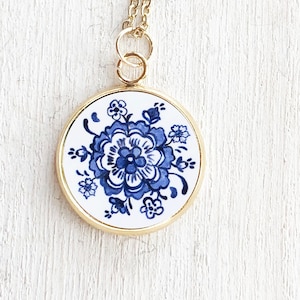 Delft blue jewelry on sale