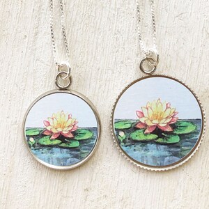 Water lily necklace, July birth flower necklace, birth flower jewelry, for women, July birthday gift, water lily pendant, realistic, lotus
