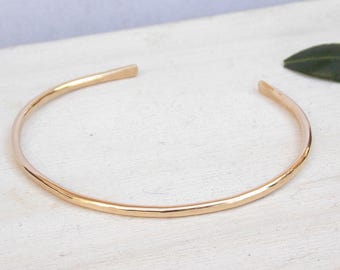 Hammered gold cuff, 14kt gold filled bracelet, gold bangle, stacking bangle, minimalist bracelet, hammered gold bangle, thin gold bracelet