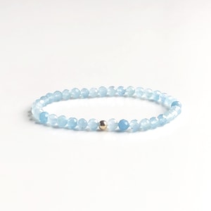 Aquamarin Stretch Armband, echter Aquamarin Perlenarmband für Frauen, facettierte Edelsteine, zart, hellblau, März Geburtsstein