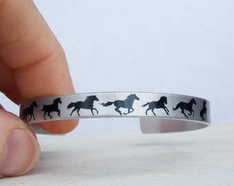 Horse cuff, silver horse bracelet, horse silhouette, equine gift, horse lover gift, horse jewelry, adjustable horse cuff, wild horse, pony