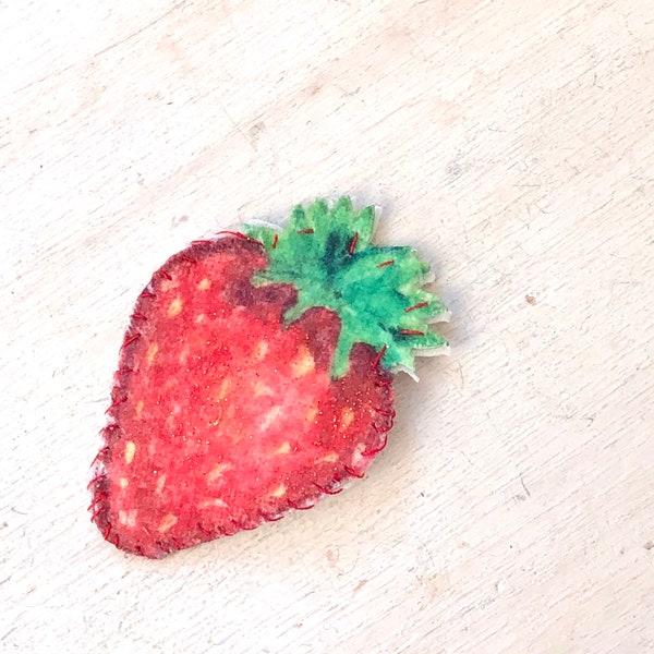 Strawberry snap clip barrette, strawberry hair clip, for girls, toddlers, kids strawberry hair clip, thin hair, thick hair, feltie, clippie