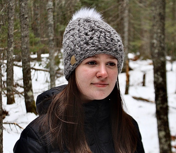 Slouchy Beanie Women in Hypoallergenic 
