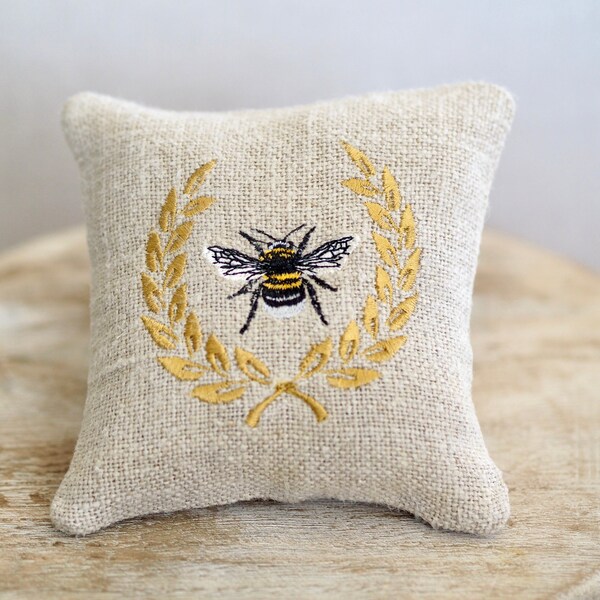 Embroidered Bumble Bee Vintage Grain Sack Lavender Sachet, French Cottage Farmhouse Decor