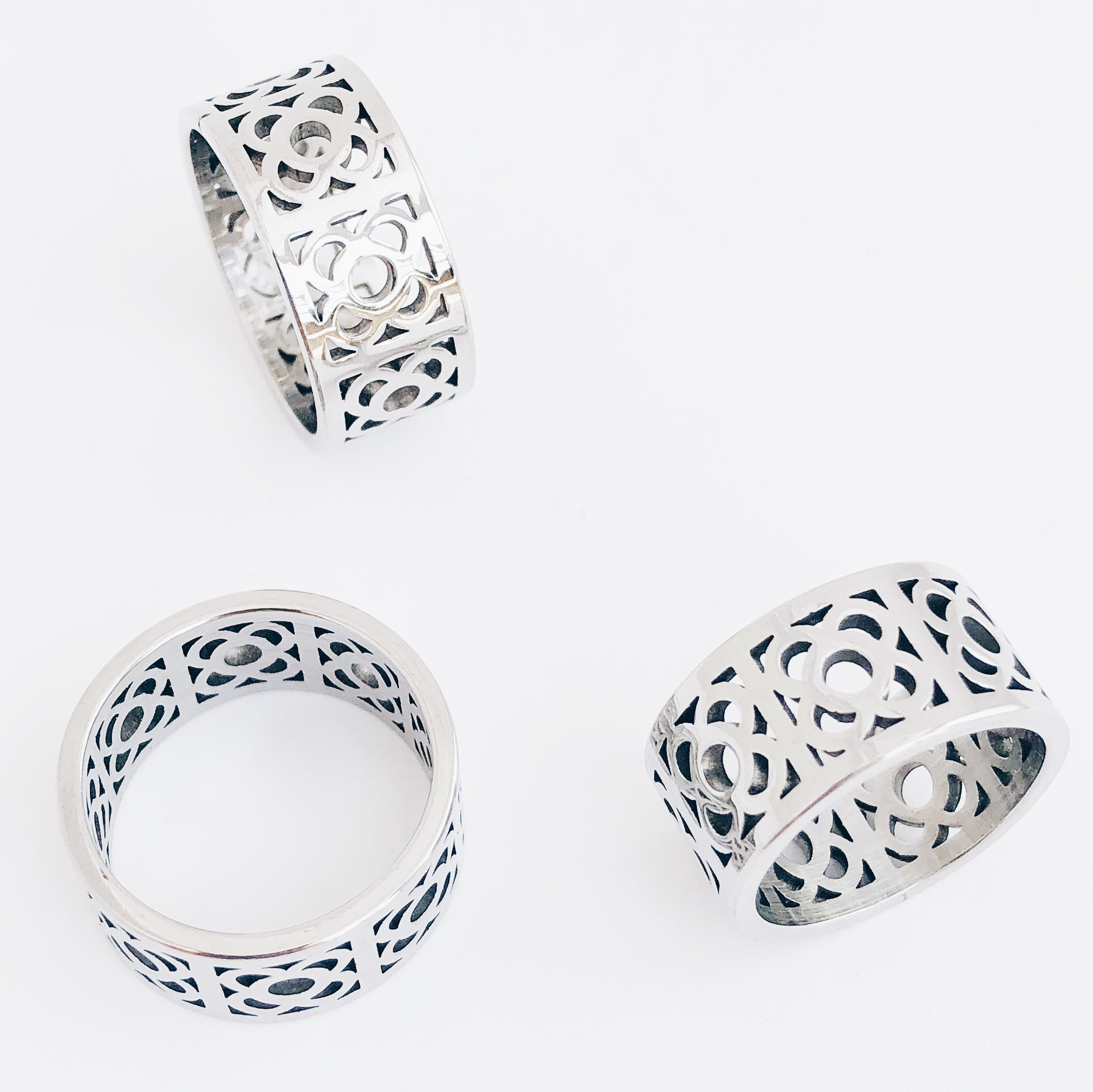 DV Jewels Lovely Ring with Circle
