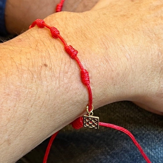 7 Knot Lucky Bracelets - Adjustable Red String Bracelets