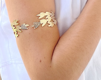 Gold Leaf Arm Cuff, Laurel Crown, Leaf Arm Cuff Gold Flower Wrap Bracelet, Minimalist Bracelet, Summer Jewelry, Gold Plated Stainless Steel