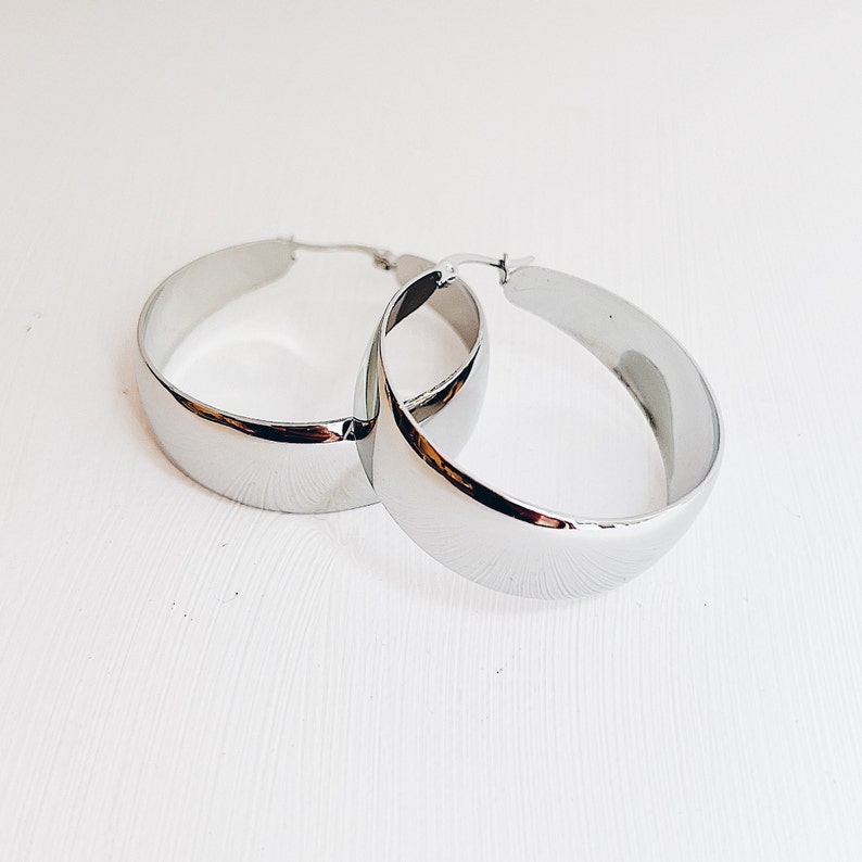 Wide hoop earrings, chunky creole earrings, large silver earrings, large hoops, medium size, huggie earrings, flat hoop earrings.