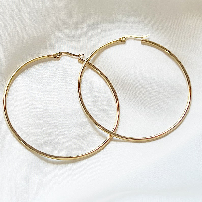 Big steel hoop earrings, large stainless steel hoops, glamorous statement hoops, minimalist hoop earrings, silver hoop earrings, basic hoops