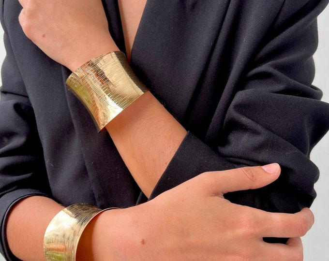 Featured listing image: Bali Gold Bracelet