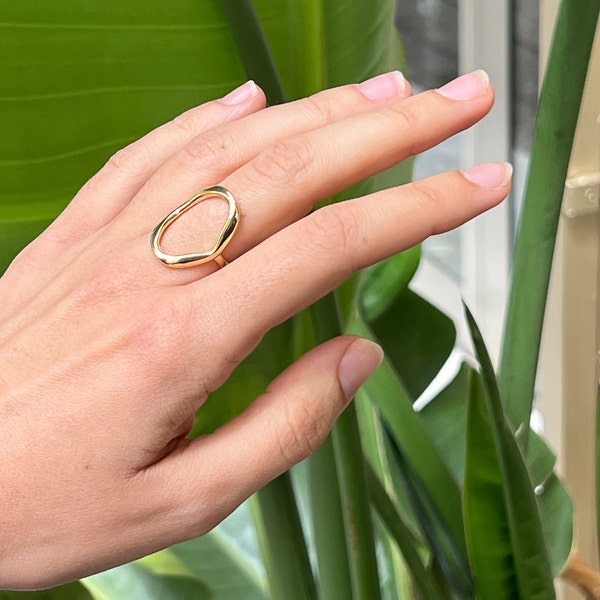 Oval Ring, gold OVAL ring, Open Oval Ring, bague ovale or , gold open oval ring, Oval Karma Ring, Simple Oval Ring, signature ring style