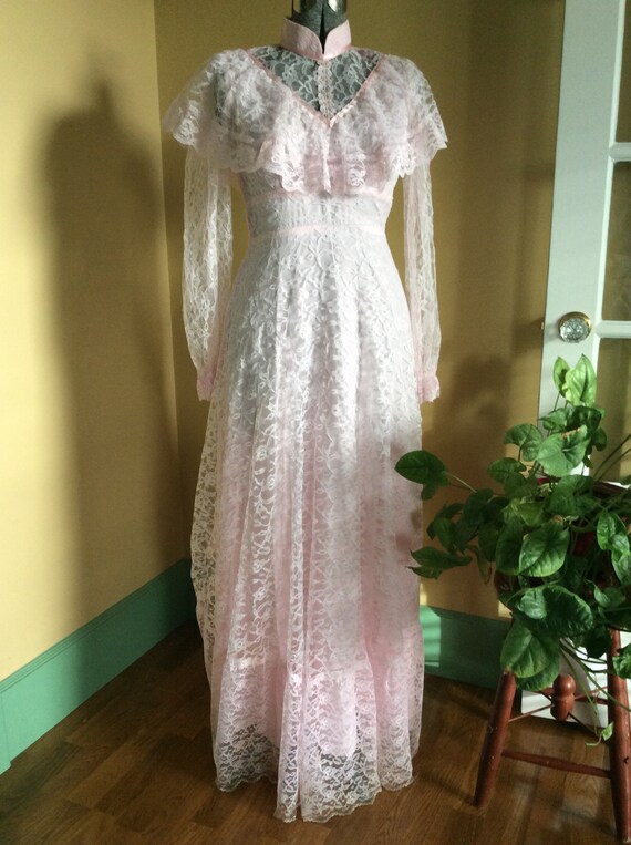 Prom Dress Wedding Gown With Bustle Lace Pink Vint