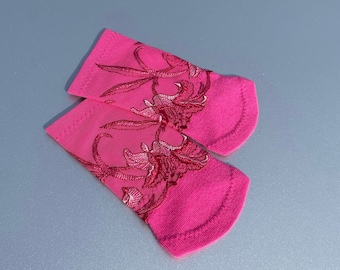 Gantelets laine (laine mérinos) rose avec délicate dentelle Français, chauffe-bras, chauffe-poignets, cadeau de Noël pour femme, cadeau pour elle, chaud,