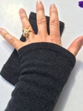 Mitts differnt colours