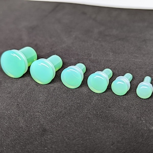 Light Green Glass Plugs: Single Flare Stretched Ear Gauges (Pair)