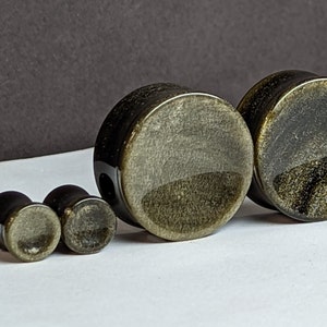 Konkave Stein Plugs Gauges - Golden Schwarz Obsidian Stein Plugs - Double Flare Körper Schmuck für gestreckte Ohren - Natur Bio (Paar)