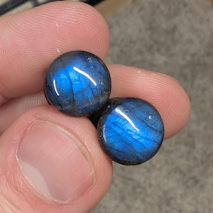 Pair of blue 0g (8mm) Labradorite Stone Plugs AAA Grade - Body Jewelry.