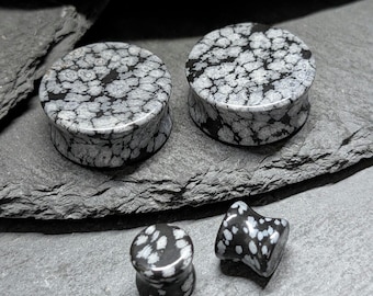 Snöflinge Obsidian Stenpluggar: Dubbla Flare Gauges (Par)