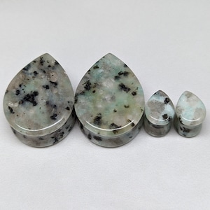 Teardrop Sesame Quartz Stone Plugs: Double Flare Gauges (Pair)