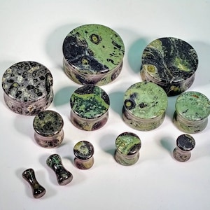 Stone Plugs Gauges - Green Eye Jasper Stone Plugs - Double Flare Body Jewelry for Stretched Ears - Natural Organic (Pair)