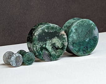 Concave Green Moss Agate Stone Plugs